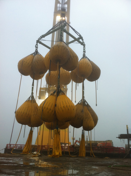 vessel crane testing